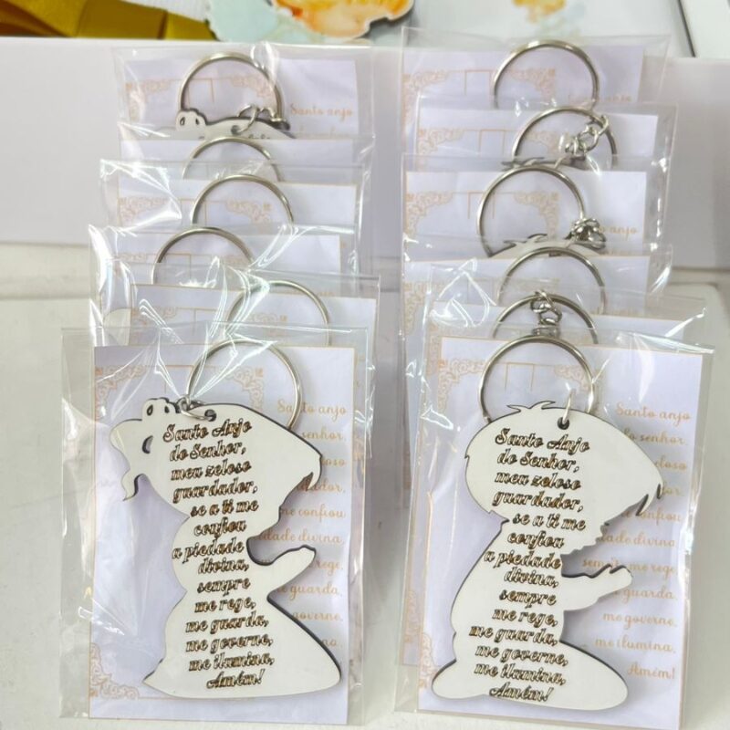 Chaveiros lembrancinhas para batizado
